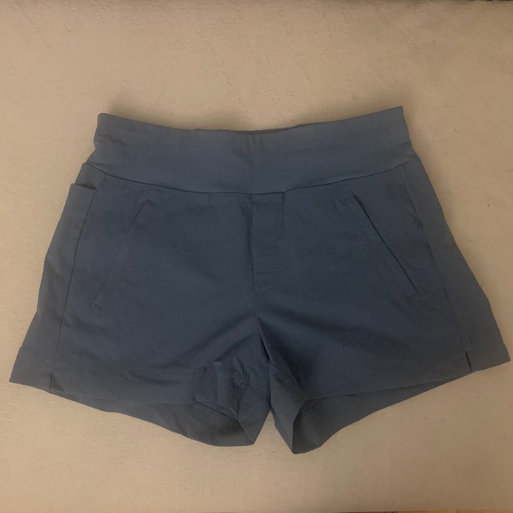 Athleta Trekkie North Shorts Blue Size 4 Like New EUC